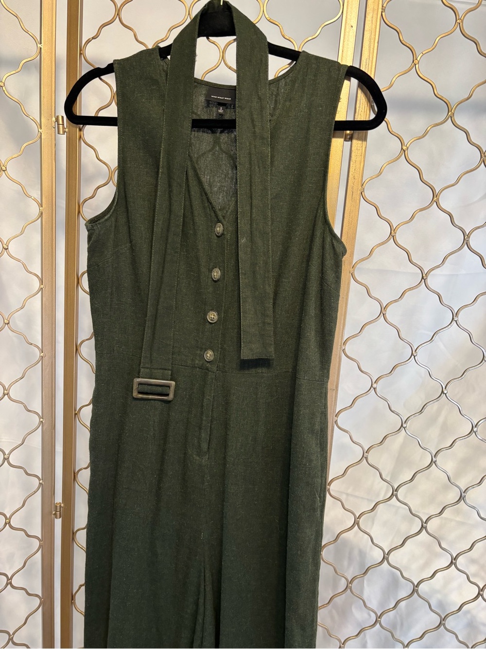 Who What Wear Olive Sleeveless V-Neck Wide-Leg Jumpsuit with Belt, size S - Picture 10 of 10